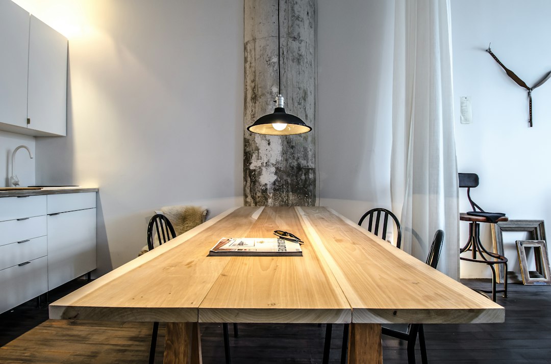 Den Ultimate Guiden til Bord: Design, Funksjonalitet og Stiler